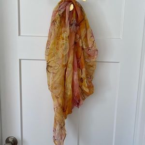 Thin fashion scarf
